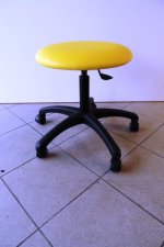 Hocker_02.jpg