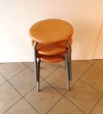 Holzhocker_01.jpg