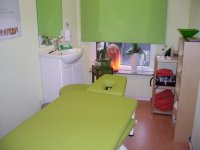 Behandlungsraum_3.jpg